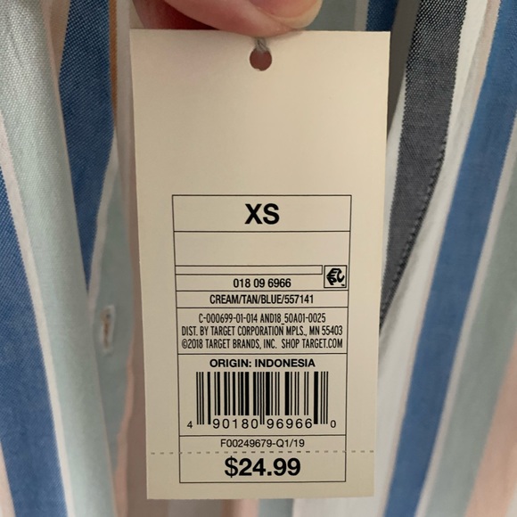 A New Day Sleeveless Dress - Picture 3 of 3